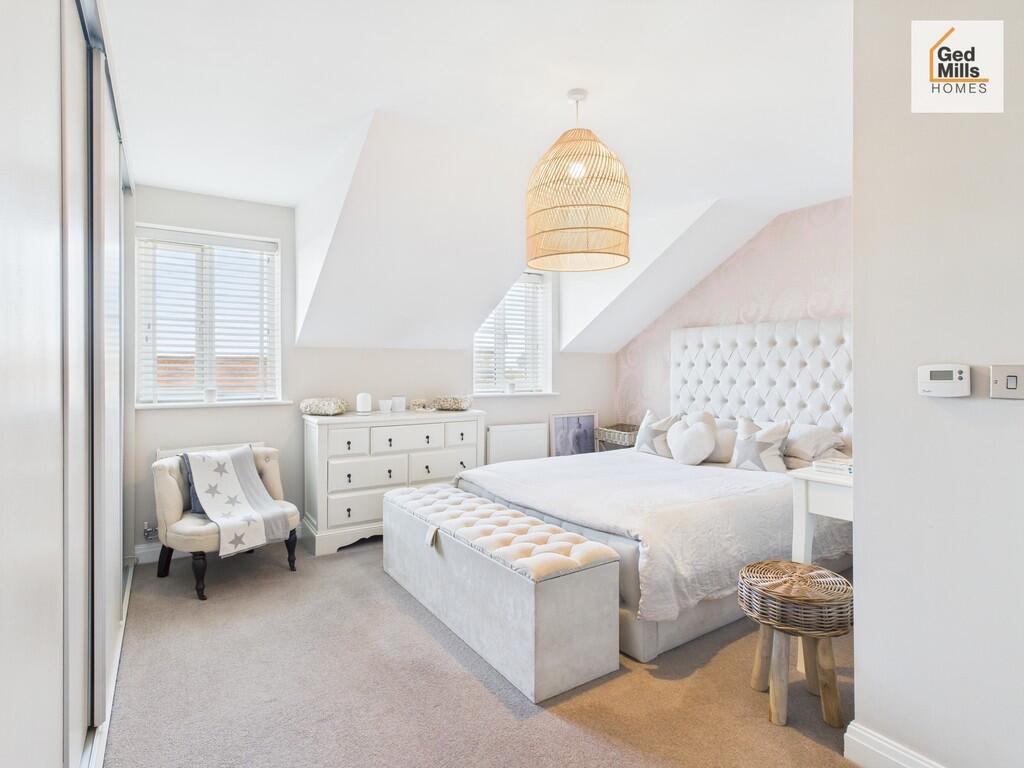 CAM04261G0-PR0038...