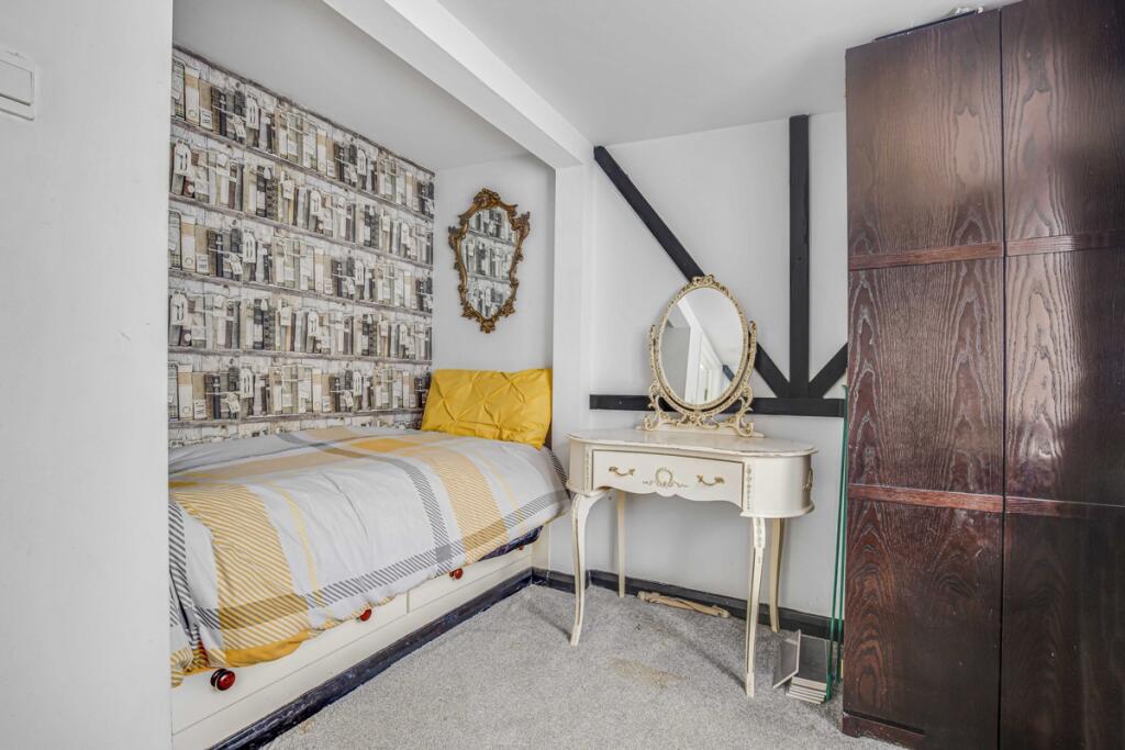 Study/ Fourth Bedroom