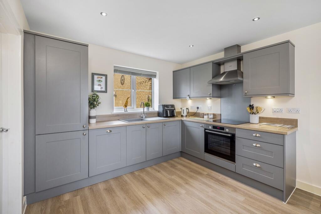 6 Sparrow Drive (Holbeach)-19