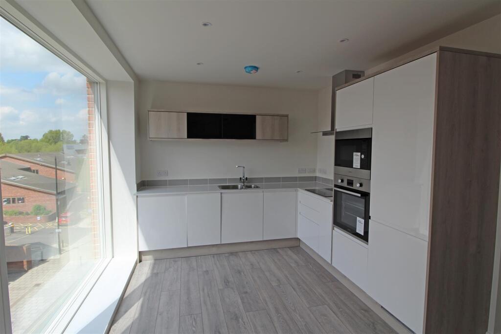 OPEN PLAN KITCHEN/LIVING/DINING