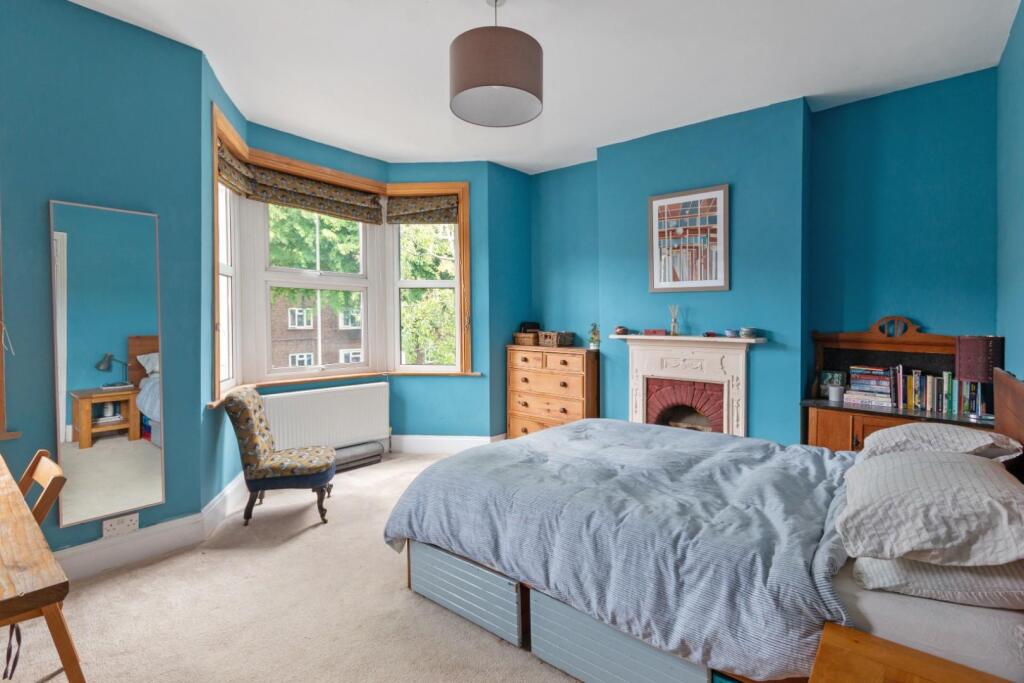 47 Church Path Ph10.jpg