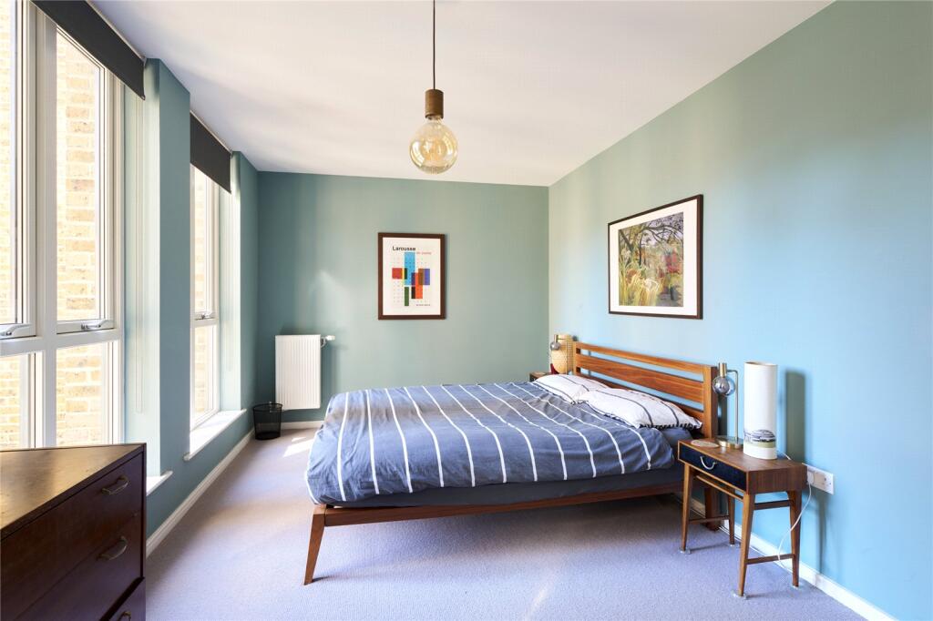 Braid Court, E3
