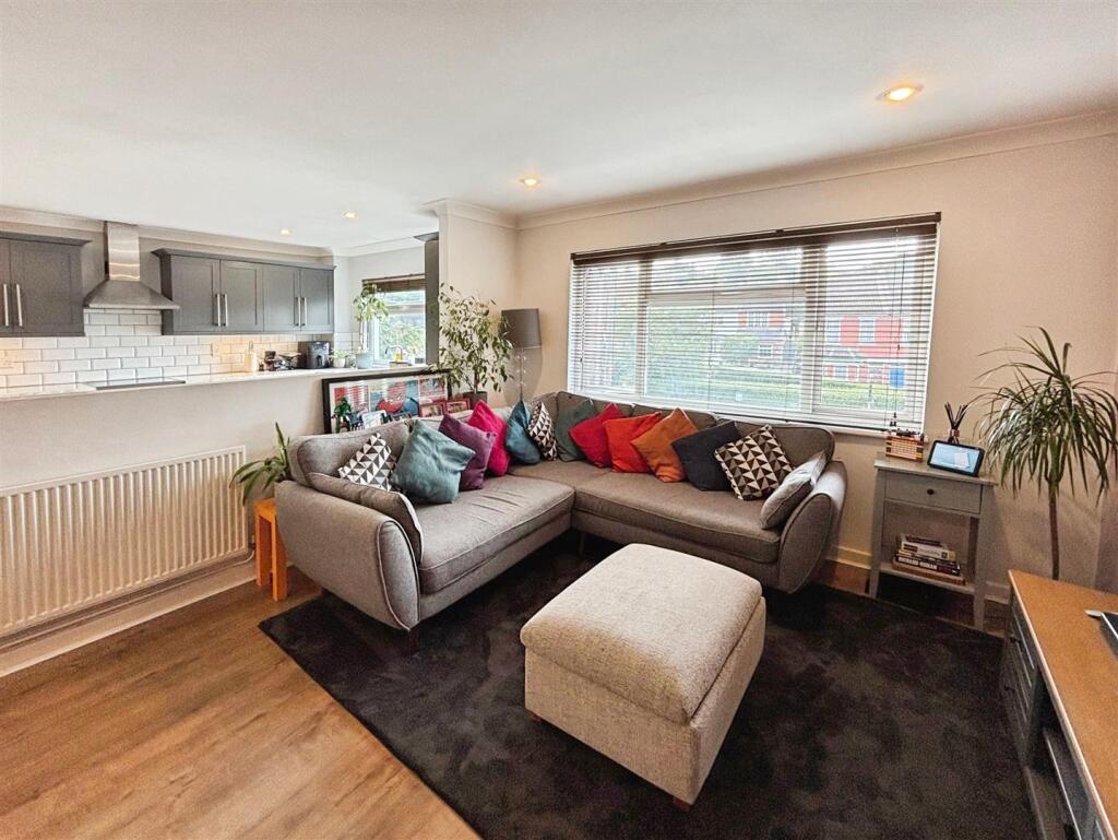 f1e4350e-Photo 208-26-25 2C 2014 2012 2028.jpg