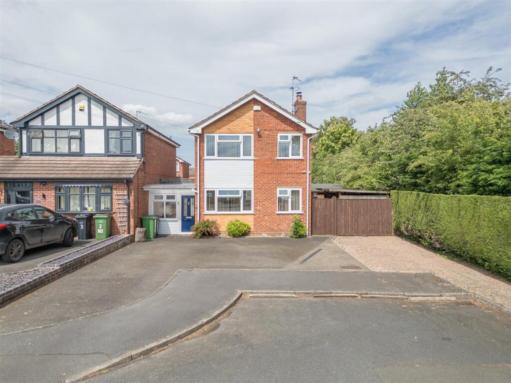 Kingfisher Drive Wollaston 1.jpg