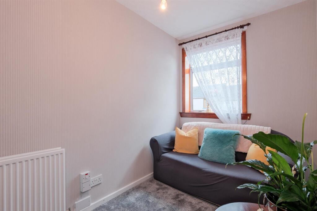 022-23 West Thornlie Street, Wishaw ML2 7AR.jpg