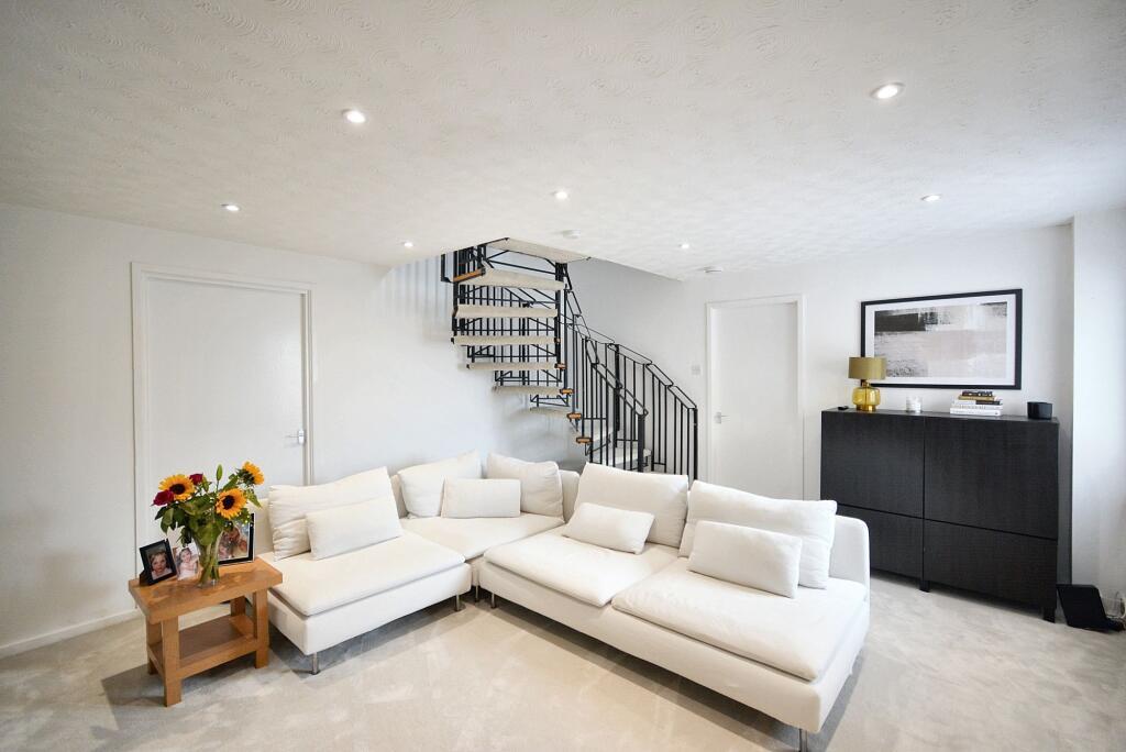 251840_d5e7f13d-c18d-41e9-9b10-b834f1cd0fed_IMG...