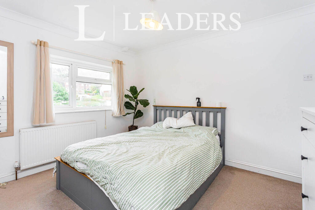 Master bedroom 2