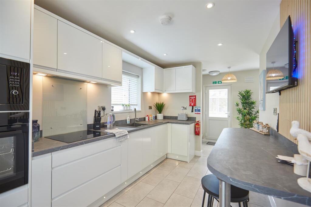 3 Fountains Road 14.jpg