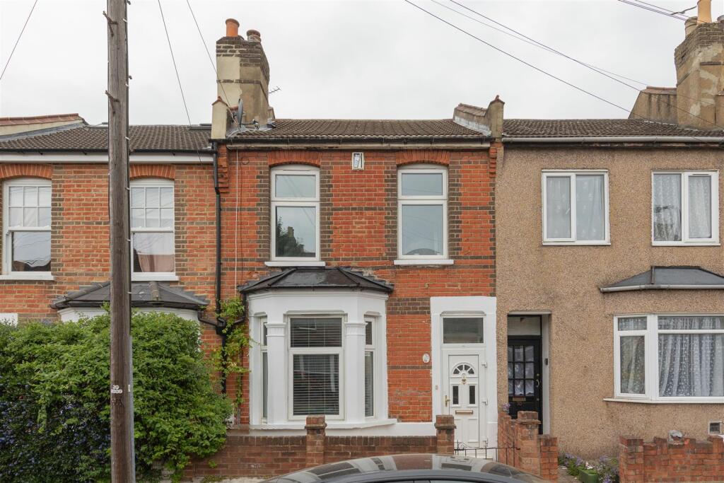 Luton Road, E17