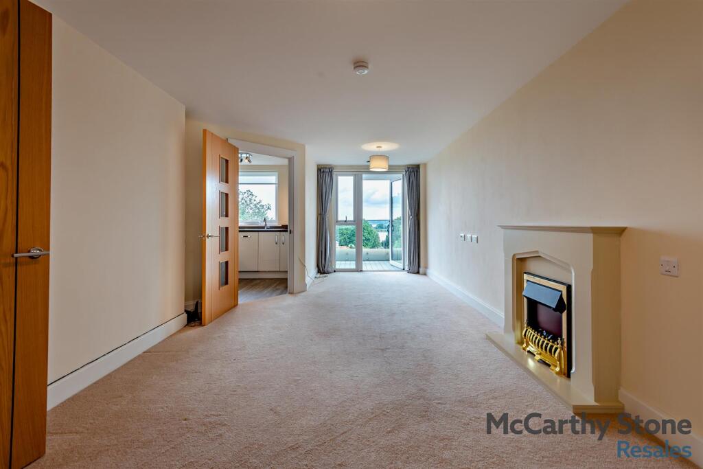 8648062-interior03-800.jpg