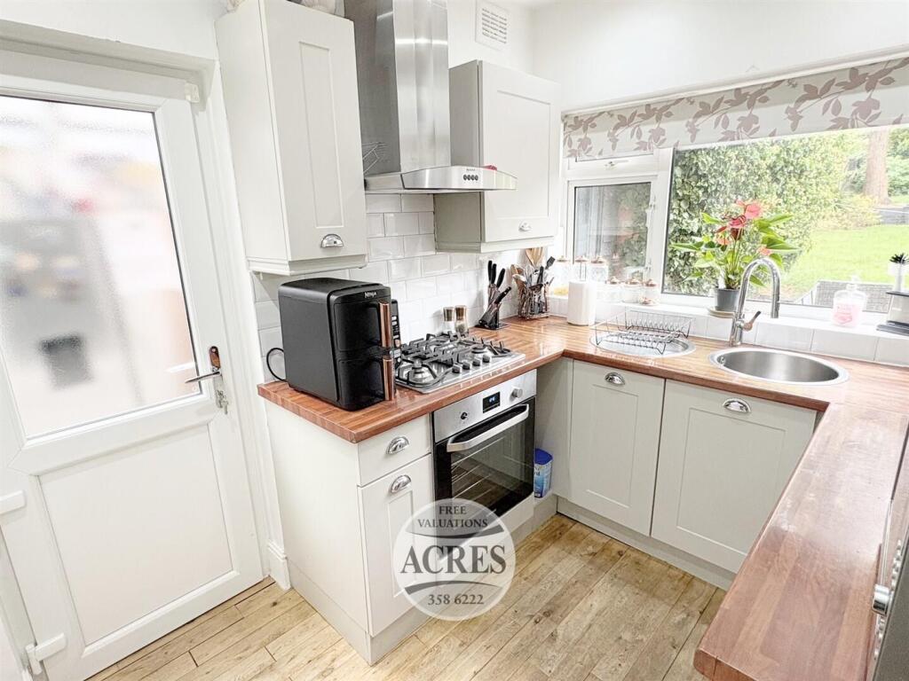 IMG_1939 (Large).jpg