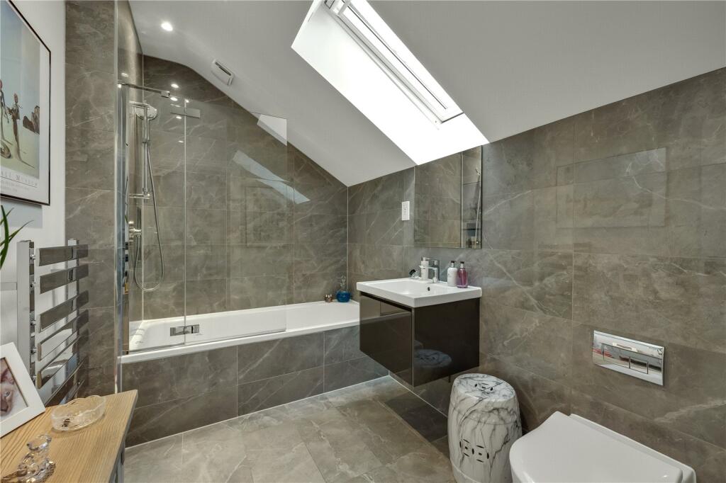 Bedrooom 2 En Suite