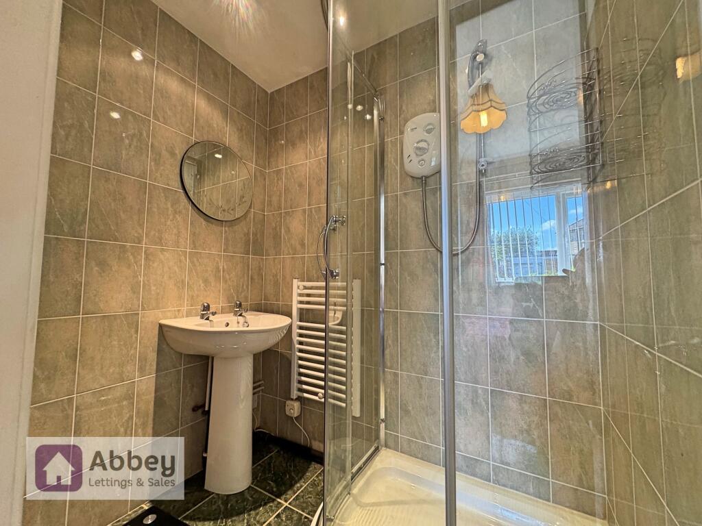 Ensuite 2