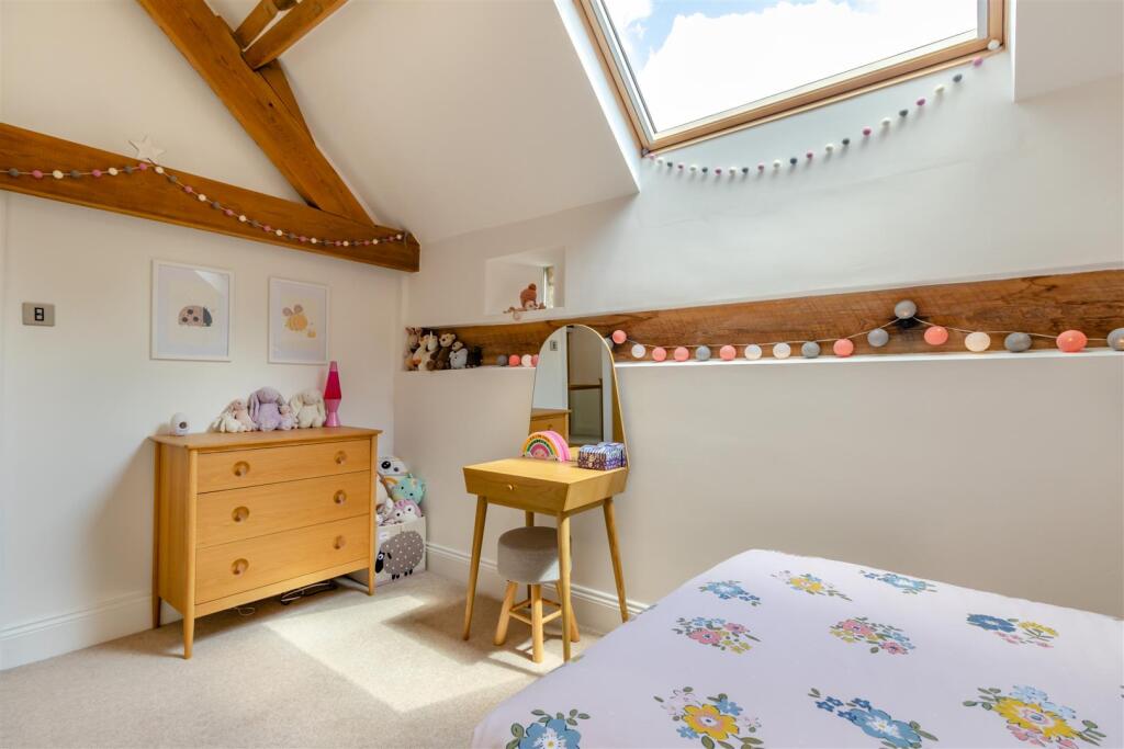 8604544-interior04.jpg