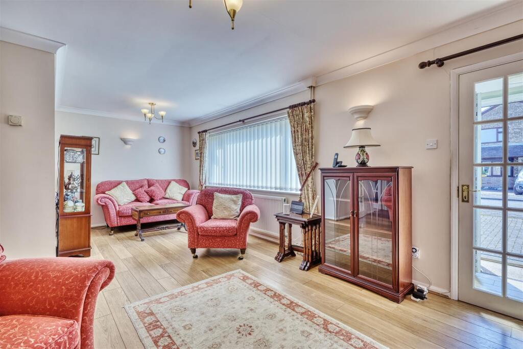 19-26 Pearce Cres Wa