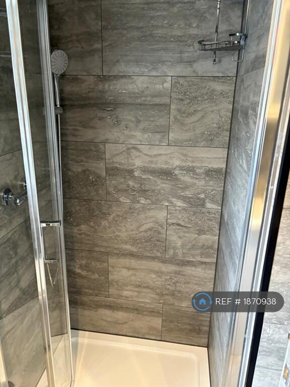 Shower Room 2