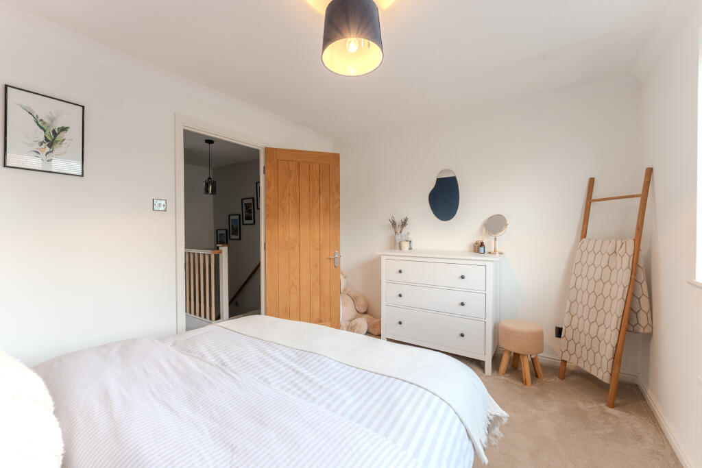 3 Hudson Close  (10 of 18)