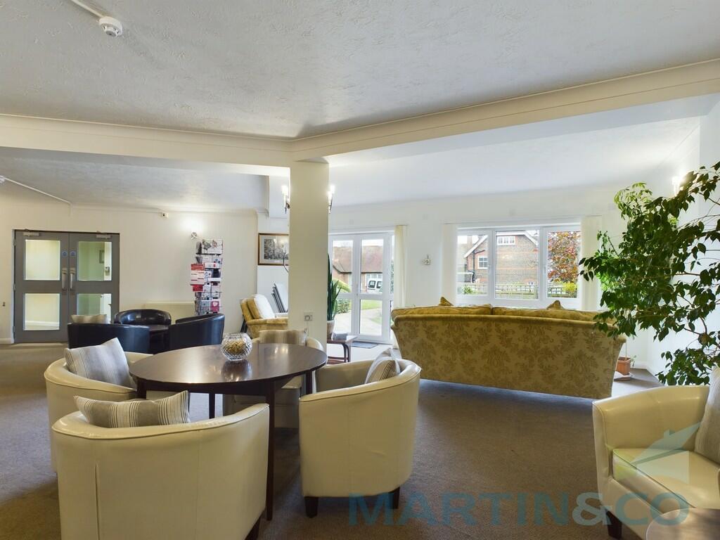 Communal Lounge 2