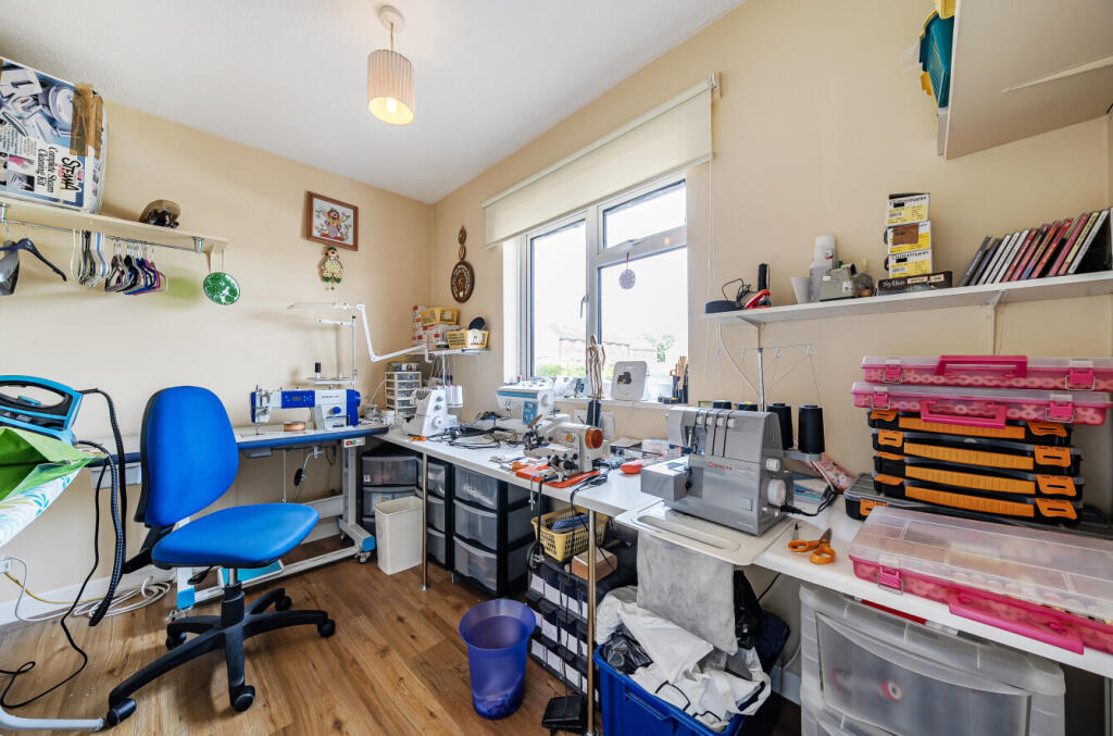 1303658-8-683f21b...