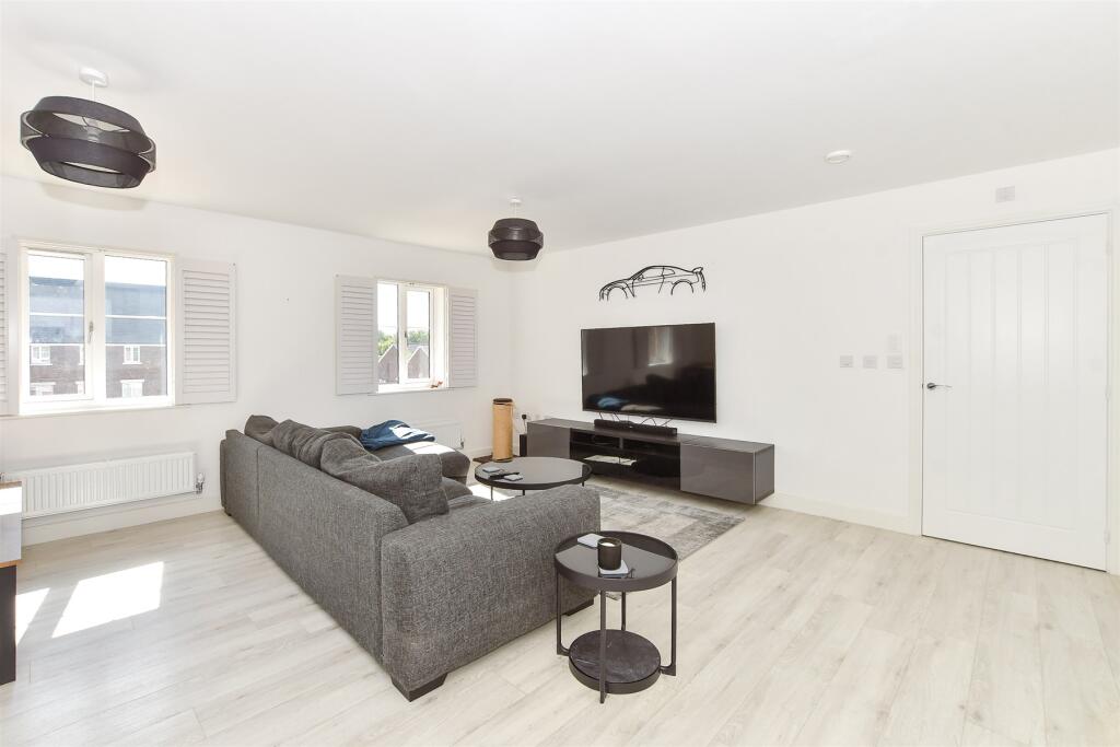 Kitchen/ Living/Dining Room