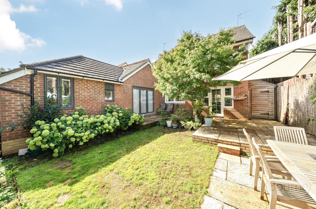 9049ee46-b68a-461...