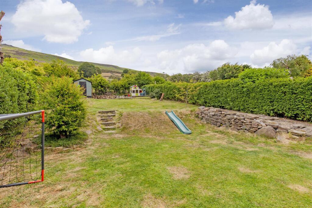 Rear External-11.jpg