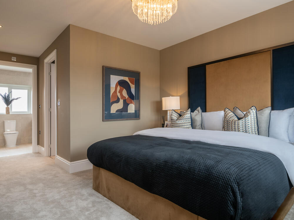 The Harrogate Lifestyle - Main Bedroom