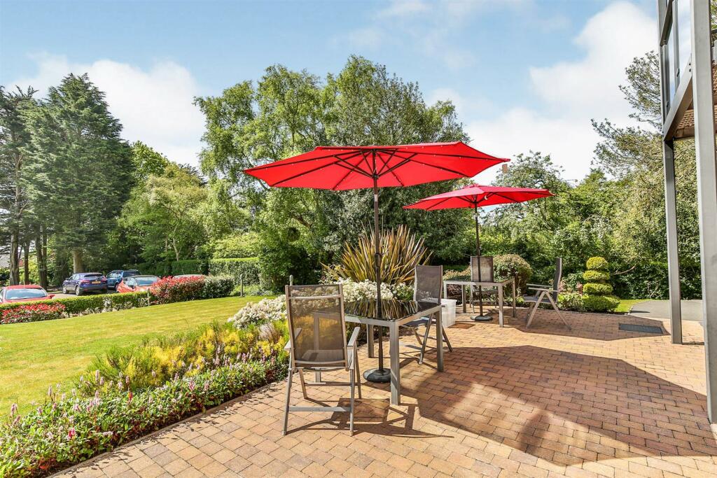 Terrace.jpg