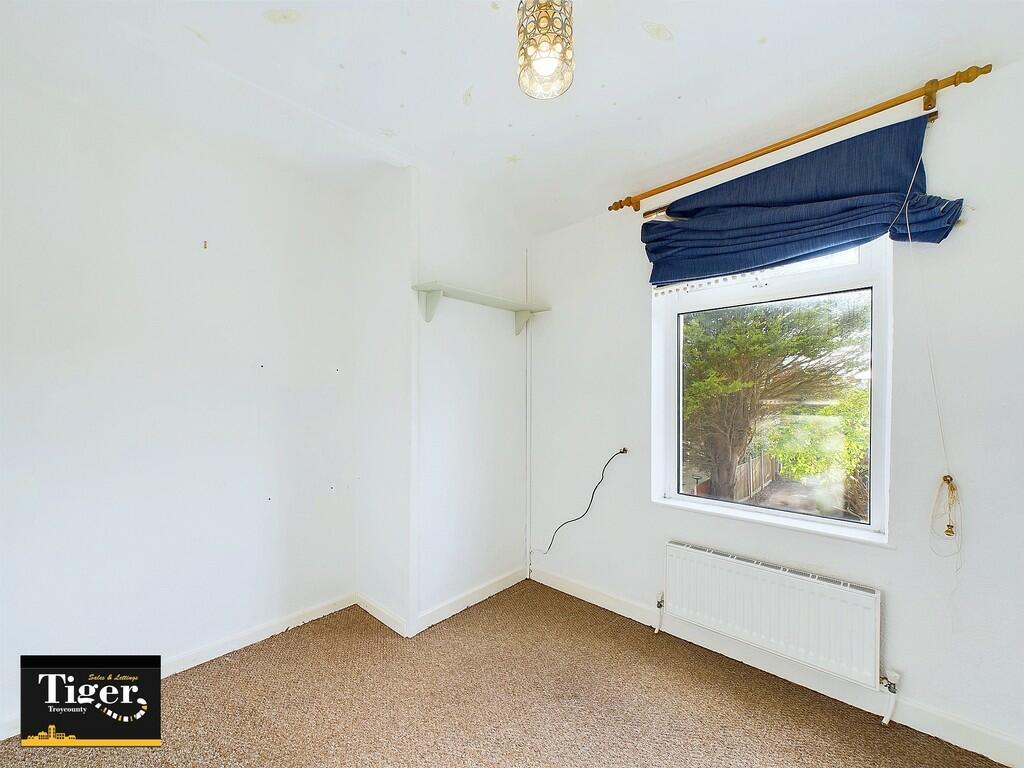 CAM02176G0-PR0368...