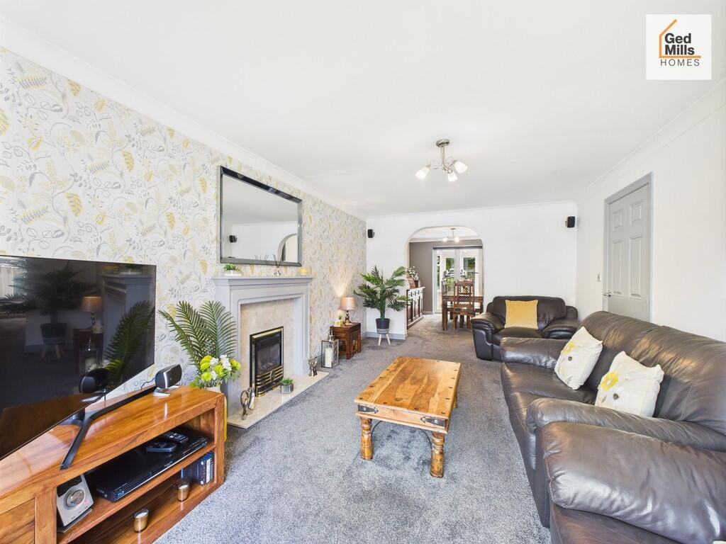 CAM04261G0-PR0073...