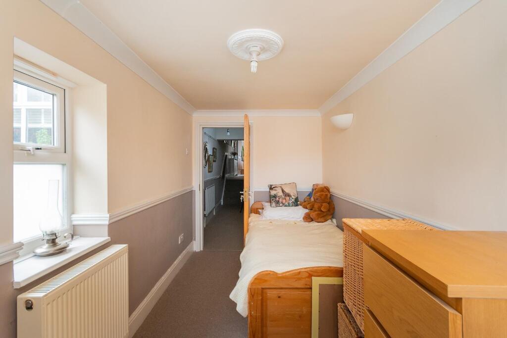 0W1SSE - Bedroom A.jpg