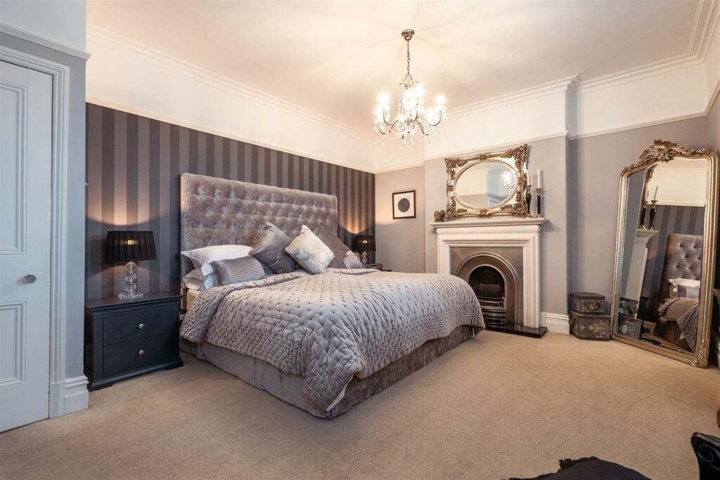 Bedroom 1 Aspect 2