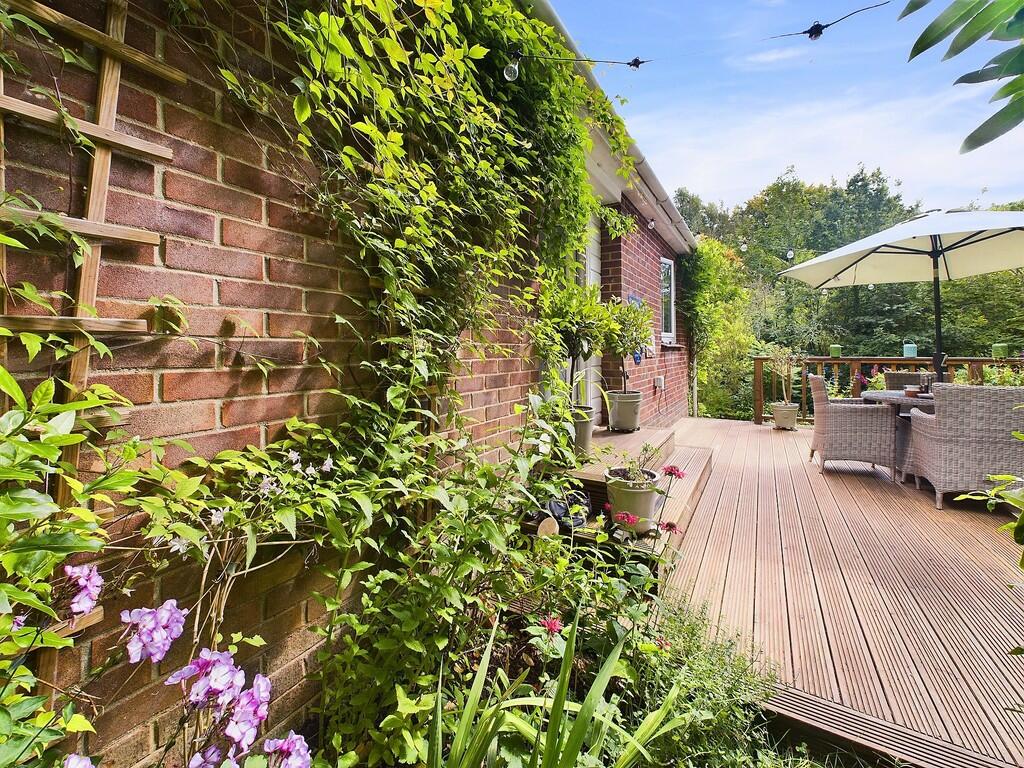 CAM03525G0-PR0150...