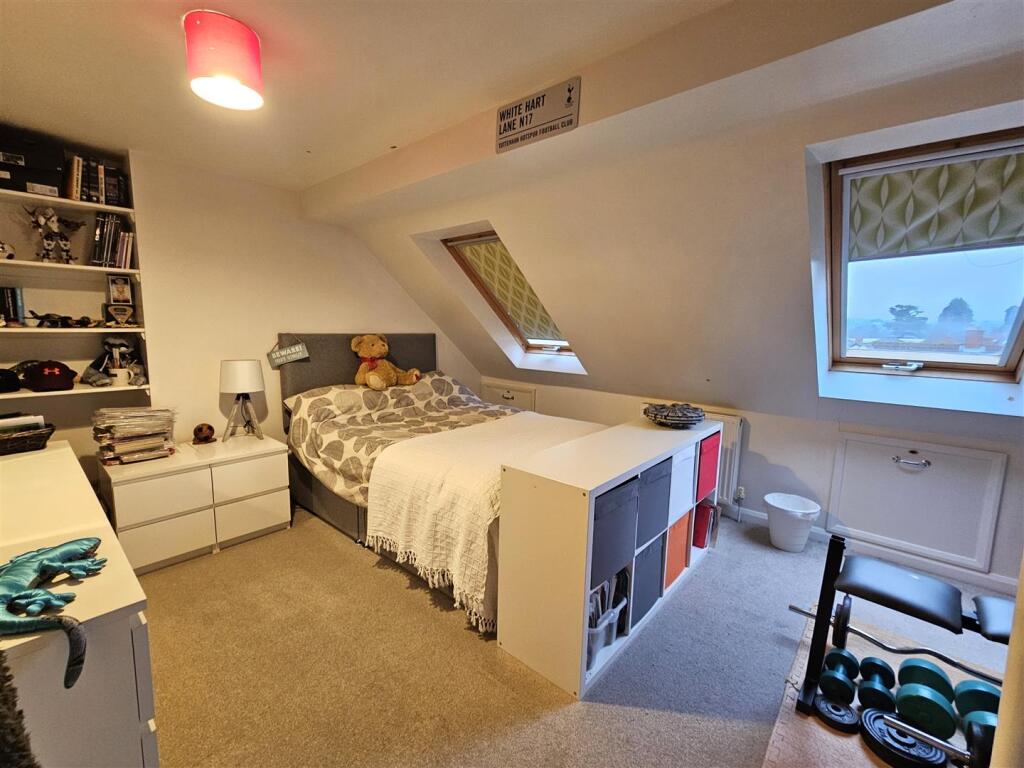 2nd Bedroom.jpg