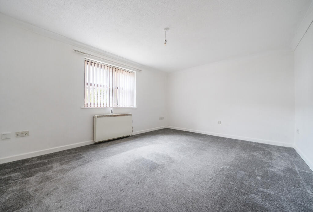 1354375-10-68c15d...