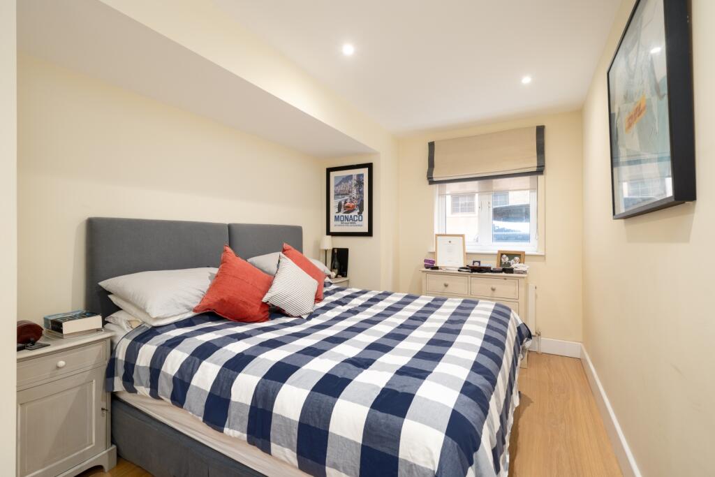 2nd Bedroom