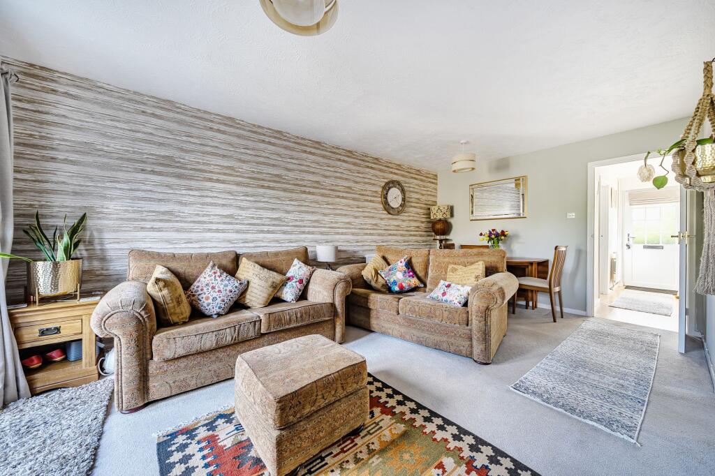 Sitting / Dining Room