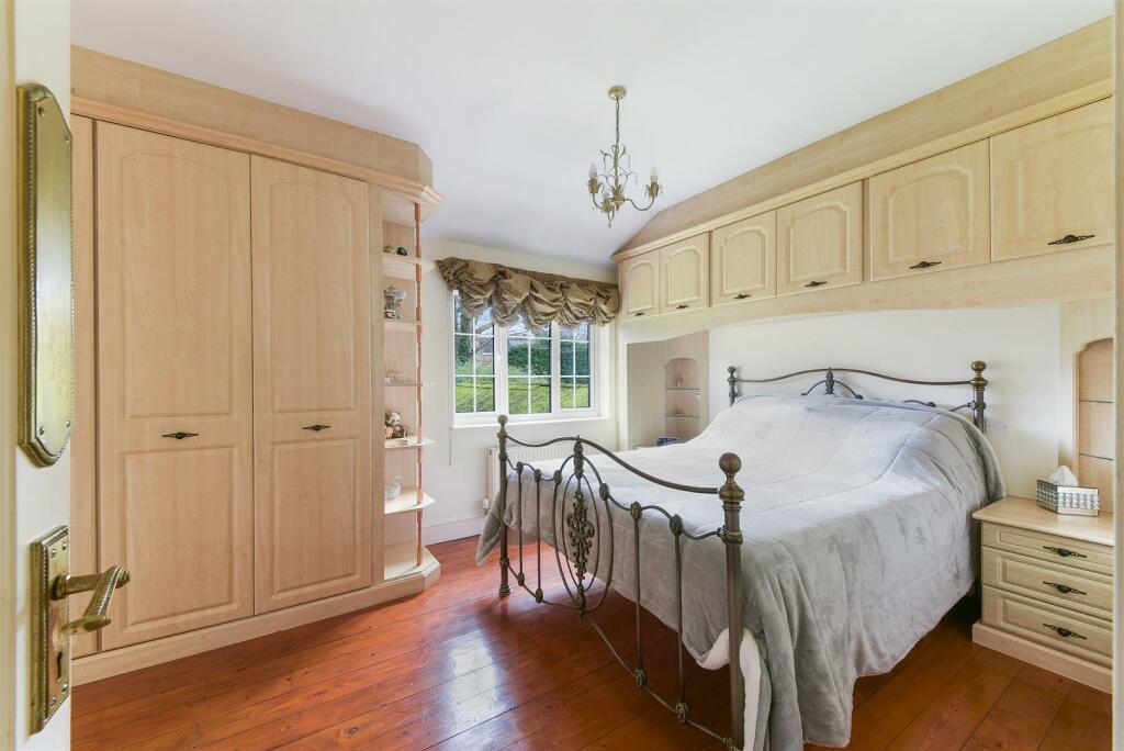 SUTTON LANE,46- (10).jpg