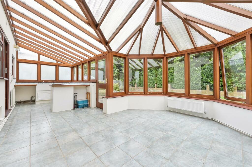 PILGRIMS HOLT  (8).jpg