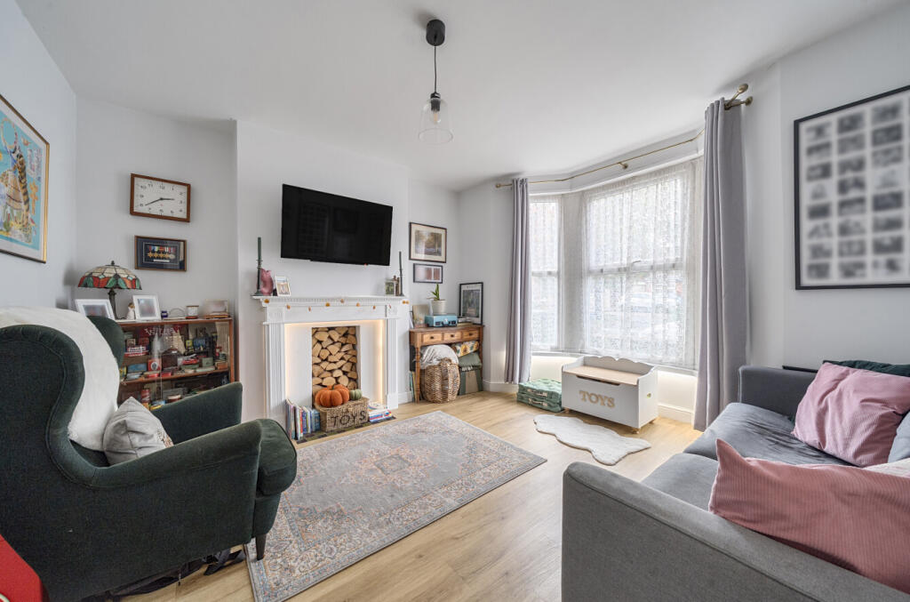 1363189-10-68dfdb...