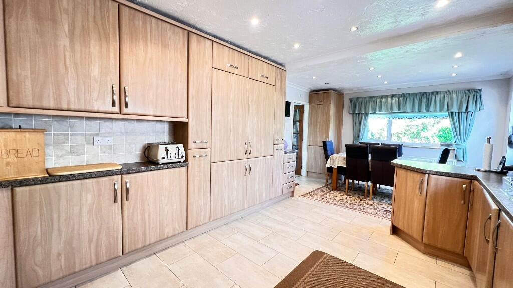 Fitted Kitchen/Diner