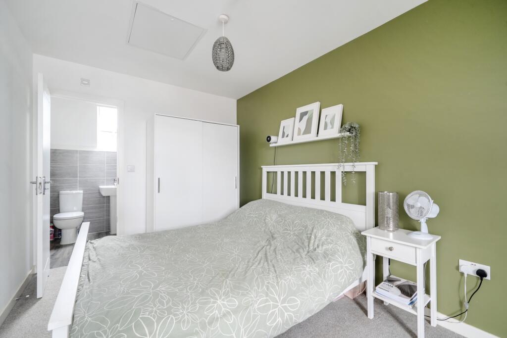 1341626-6-68a596f8c0f71