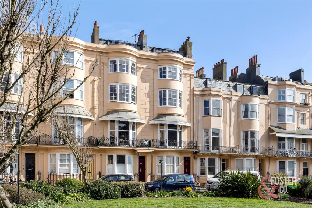 Bedford Square, 31, Flat 8-017 copy.JPG