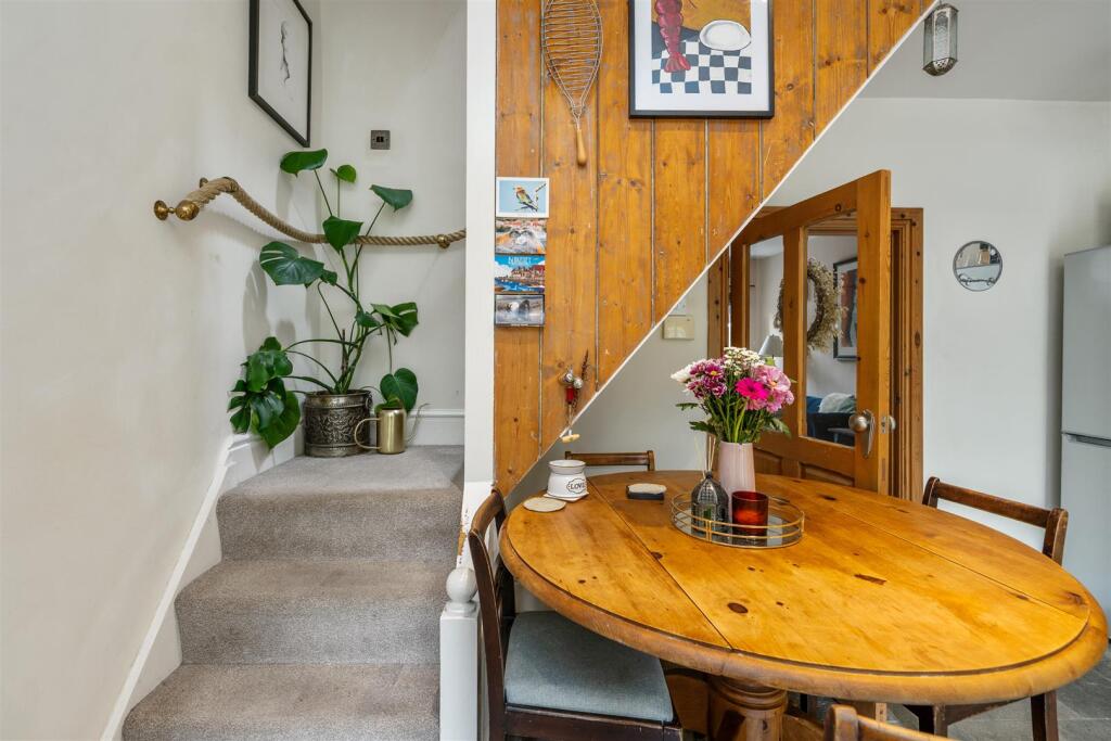42 Castle Lane_9.jpg