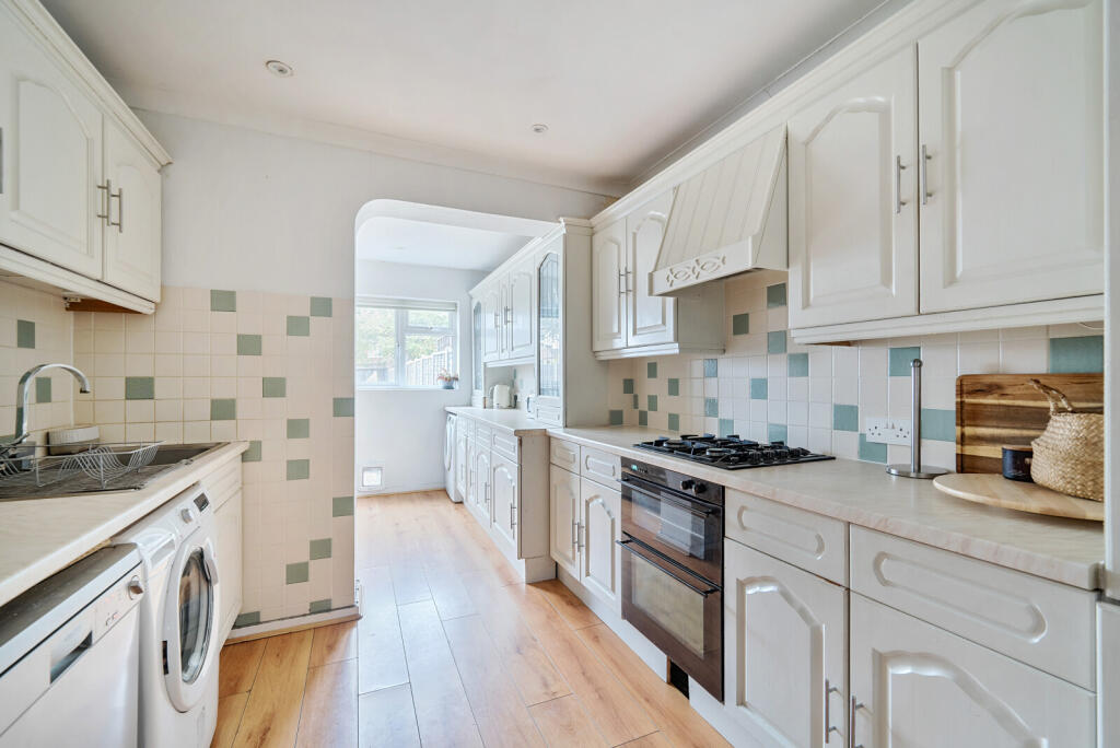 1336796-17-689cd3...