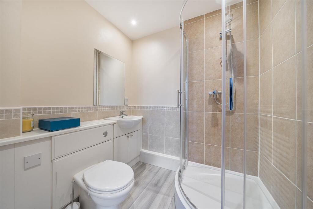 Ensuite