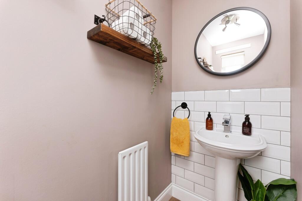 WC/Cloakroom