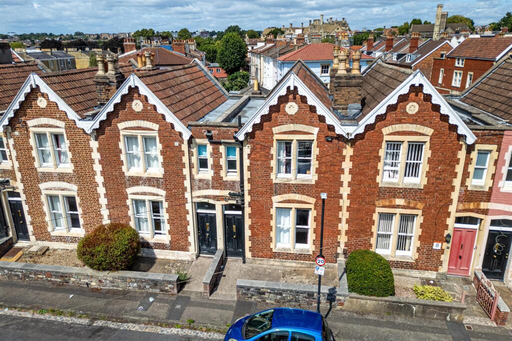 11 Osborne Villas, Kingsdown, Bristol BS2 8BP | Fr