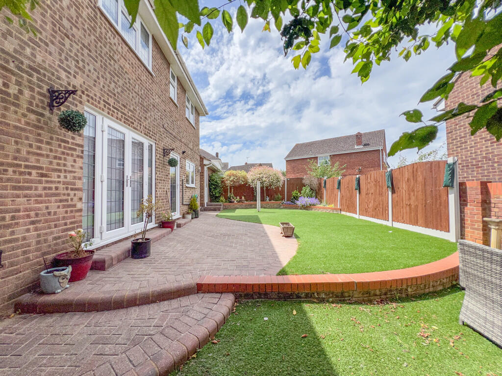 IMG_16942_22_larg...