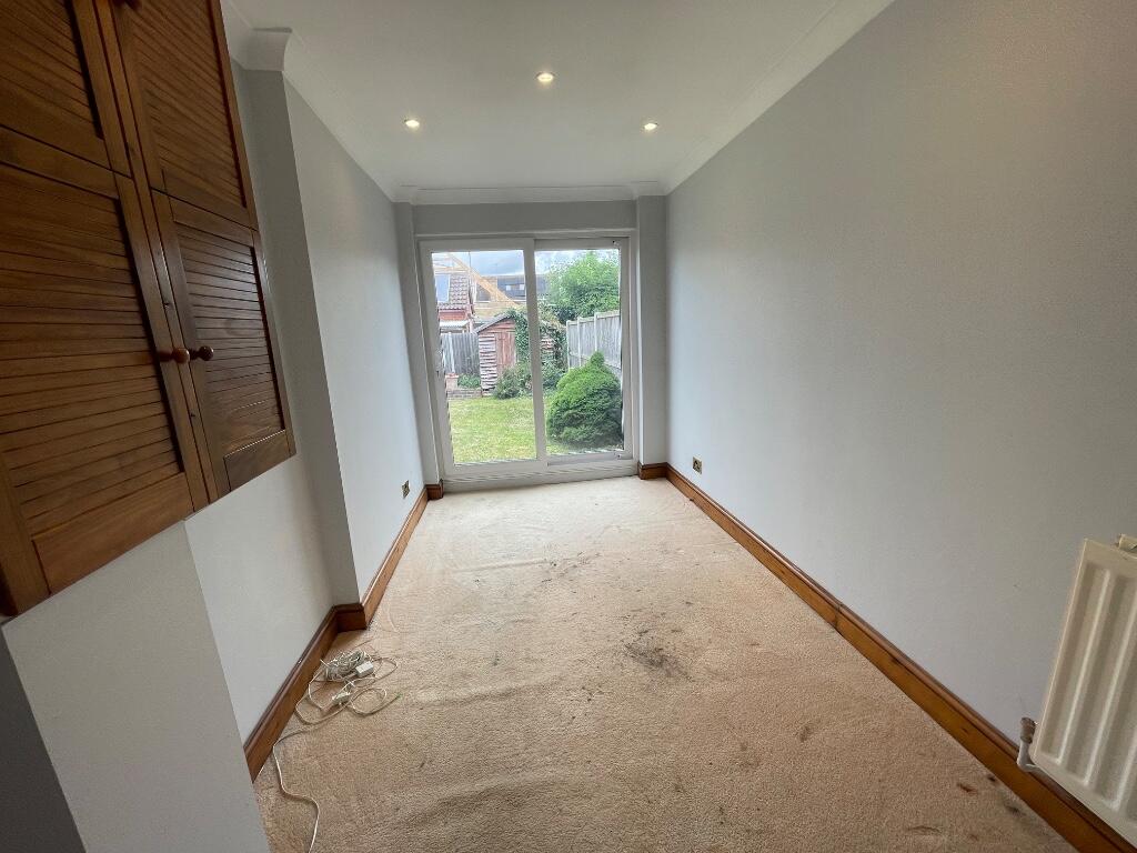 DINING AREA/OFFICE